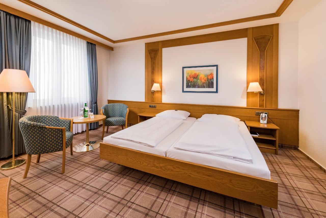 Goebels Hotel Zum Loewen Friedewald  Extérieur photo