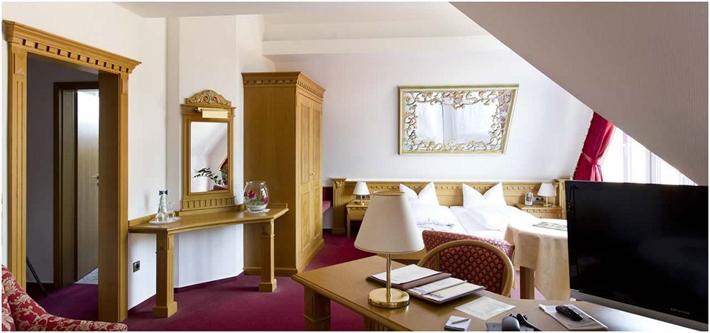 Goebels Hotel Zum Loewen Friedewald  Extérieur photo