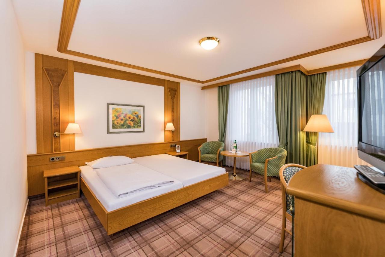 Goebels Hotel Zum Loewen Friedewald  Extérieur photo